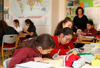 İzmir Sev İlköğretim Kurumları - İzmir Sev Koleji fiyatları
